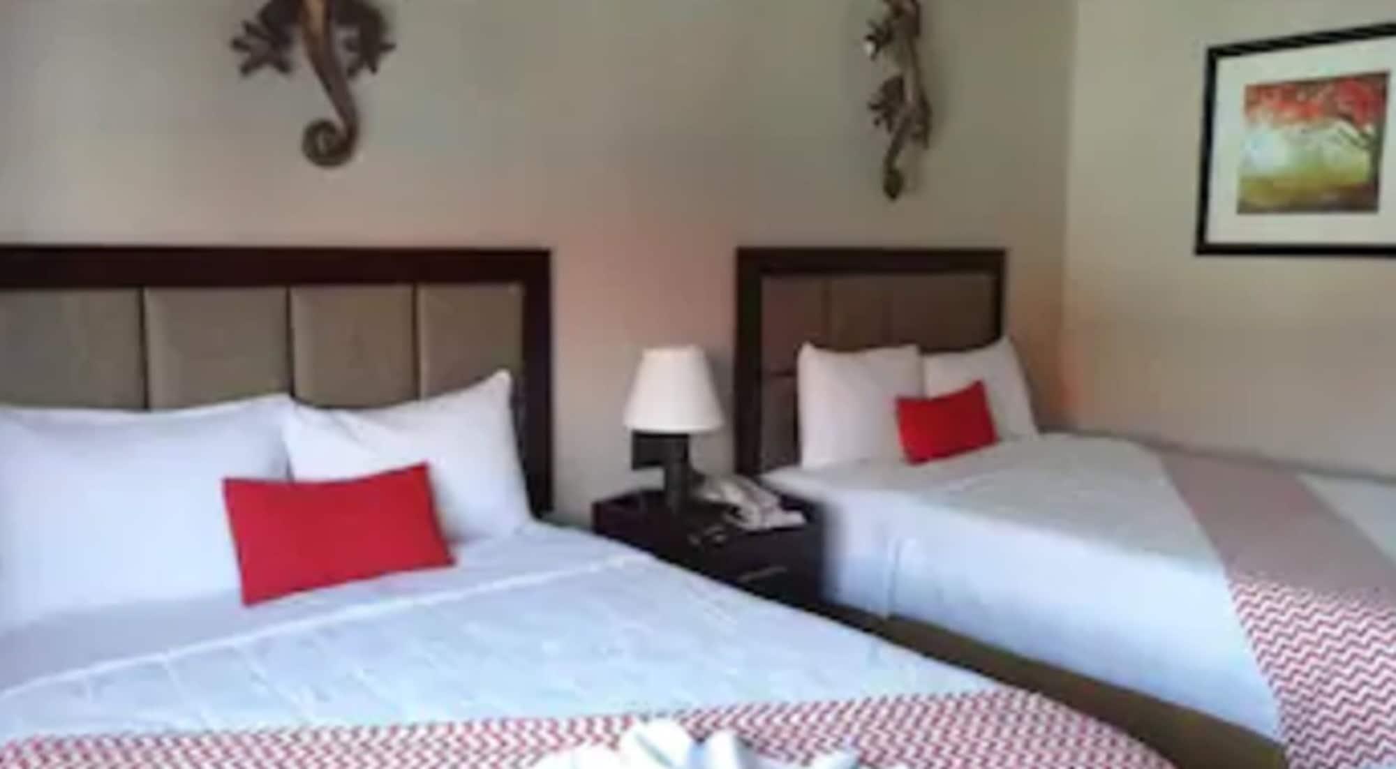 Ramada Tikal Isla De Flores Hotel Экстерьер фото