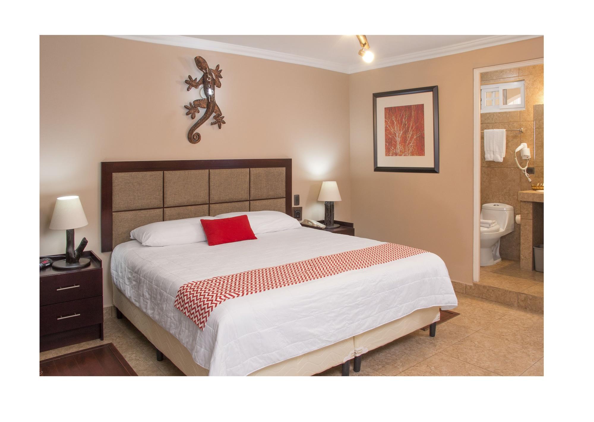 Ramada Tikal Isla De Flores Hotel Экстерьер фото